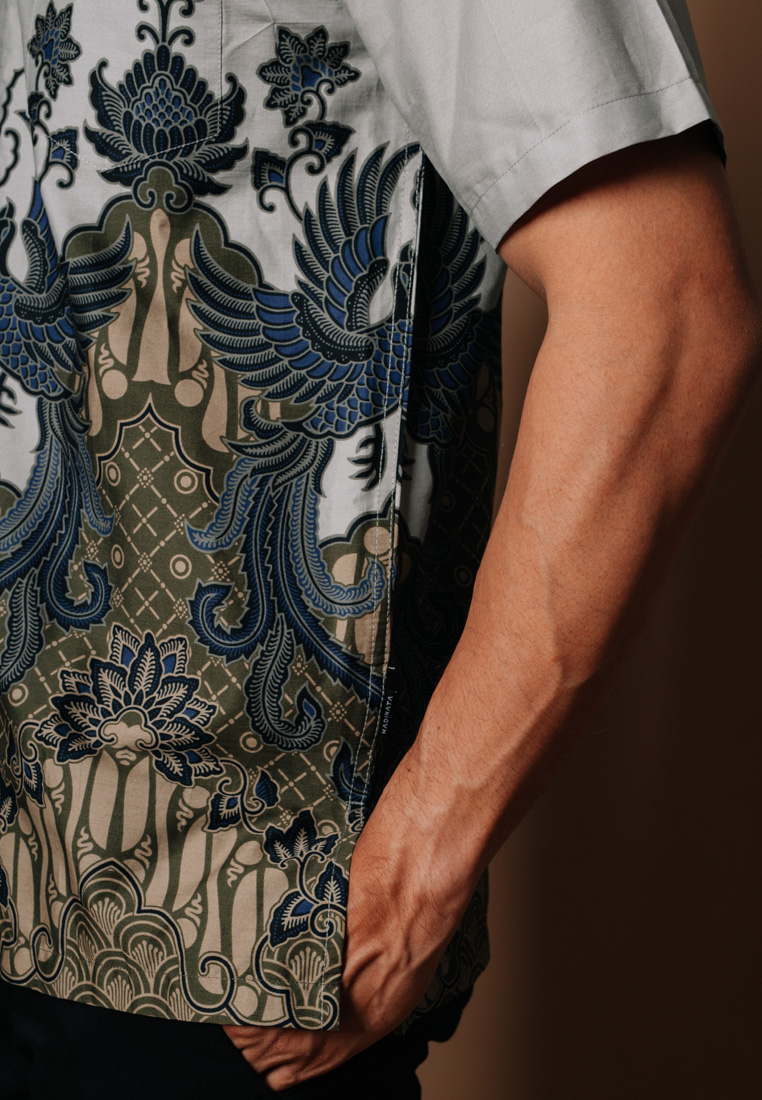 Hadinata Batik Premium Pria Kemeja Pendek Superfine Rakha Rikha-2